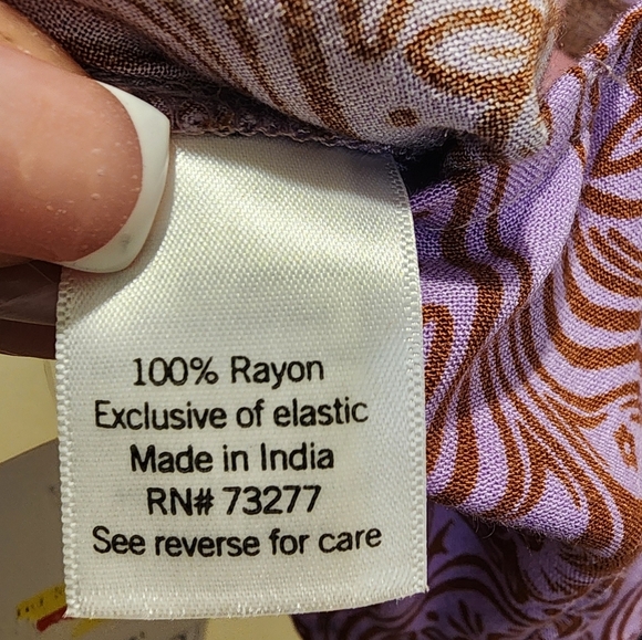 SO Juniors  Floral Checkered Pink and Brown Straps Short Casual Top Size L - Picture 11 of 12